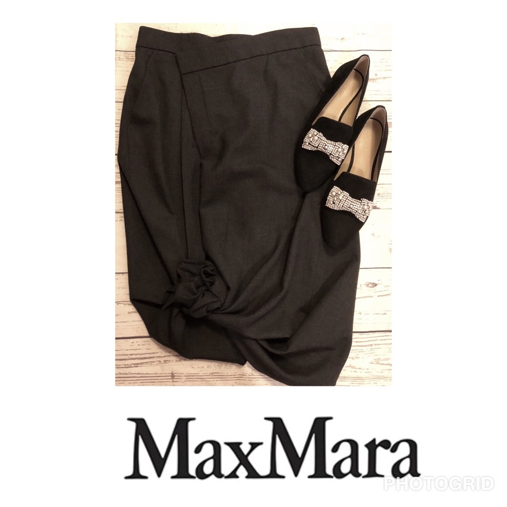 MaxMara Made in Italy Asymmetrical Detail Knot